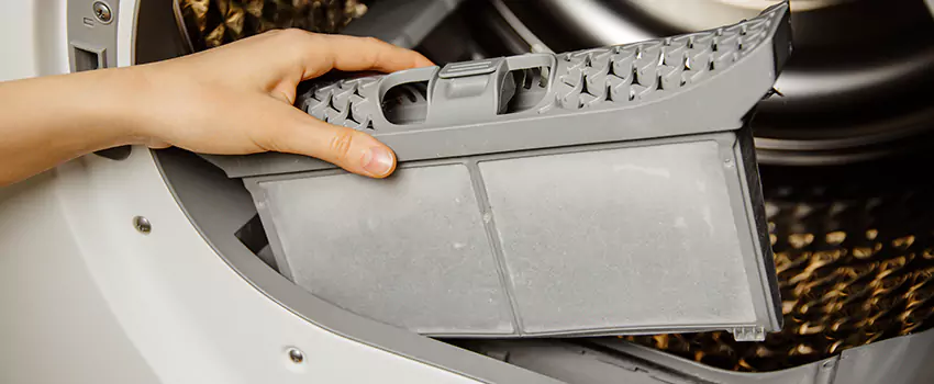 Signs Of A Clogged Dryer Lint Trap in Frisco, Texas